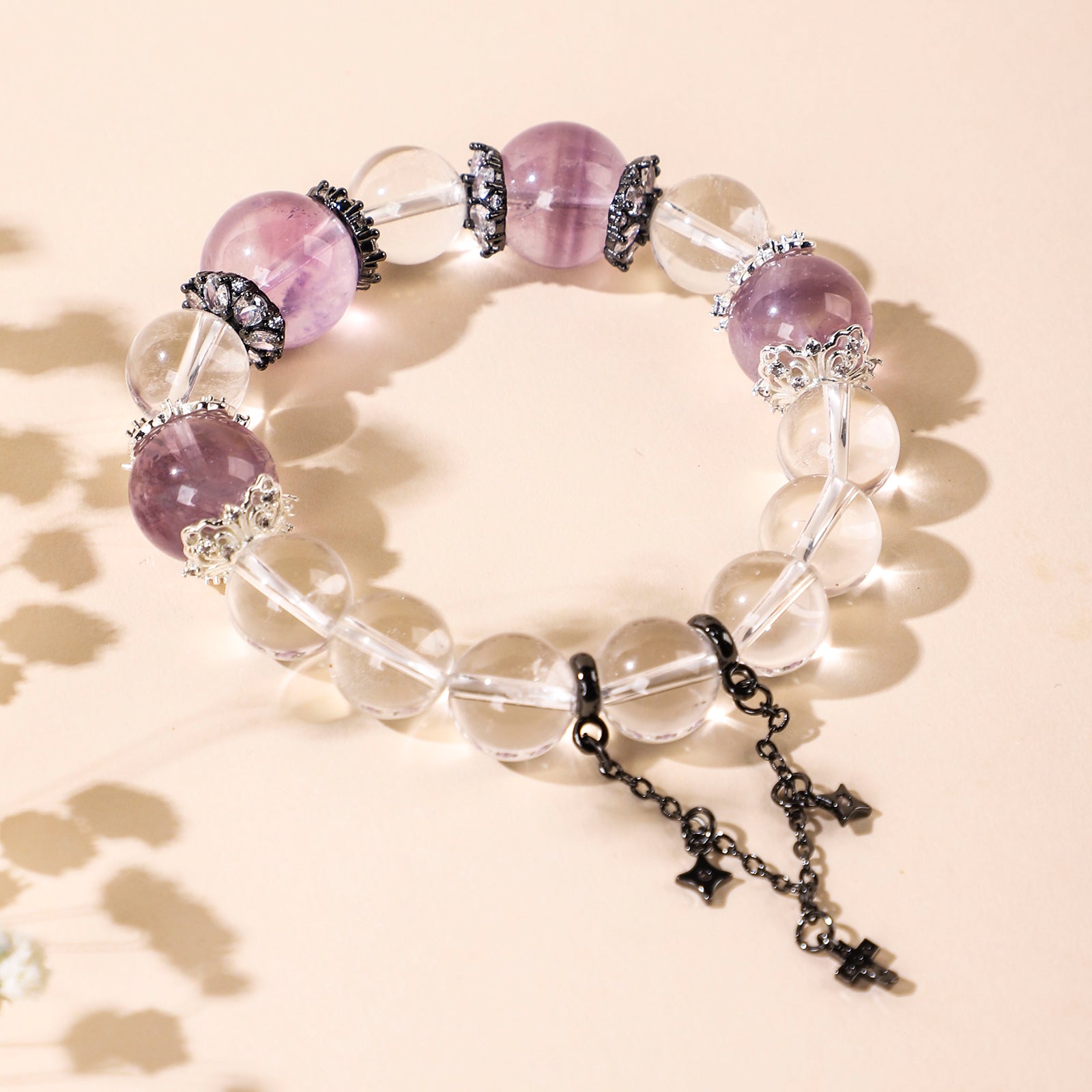 Black crystal chain bracelet in a court style