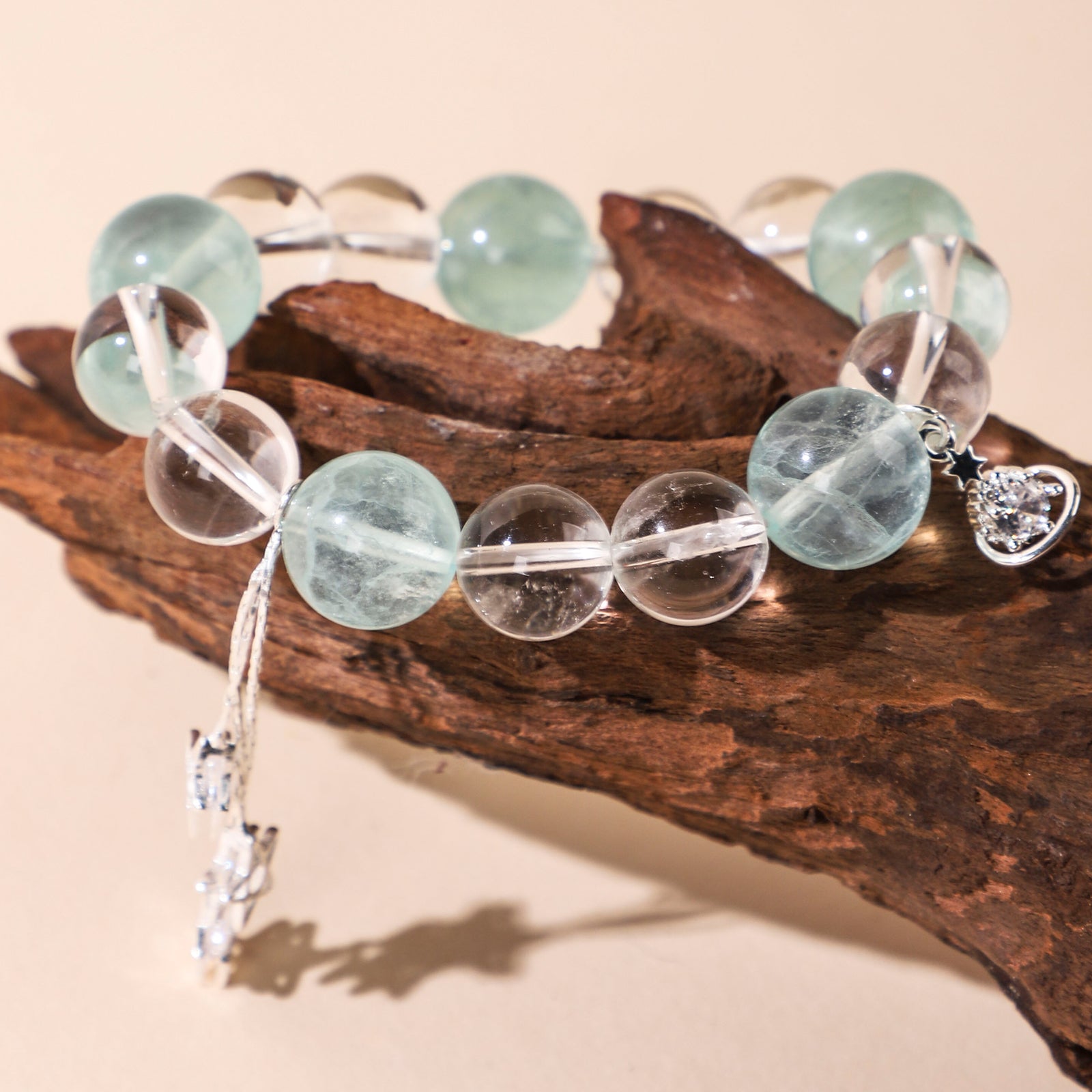 Green Star-Themed Crystal Bracelet